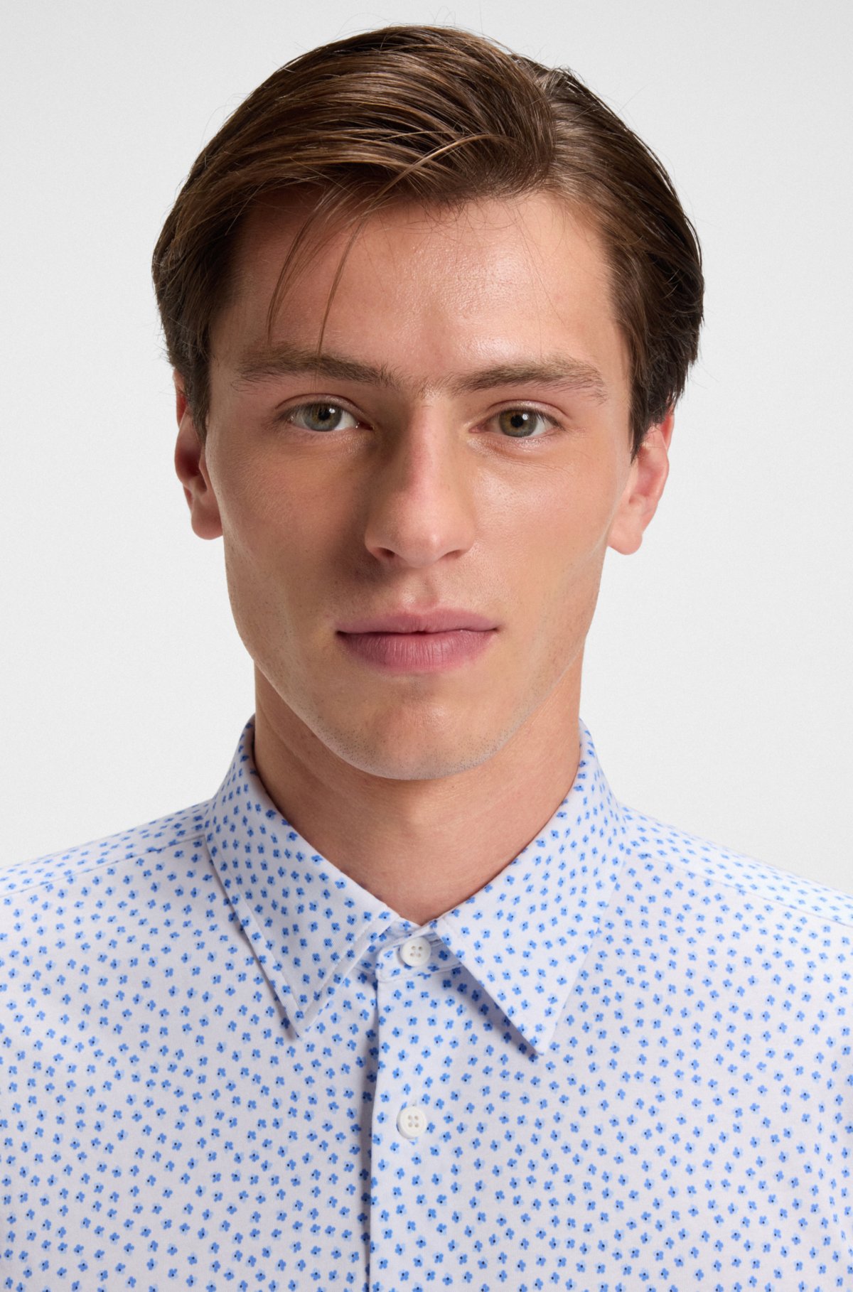 Camicia aderente stampata in misto cotone