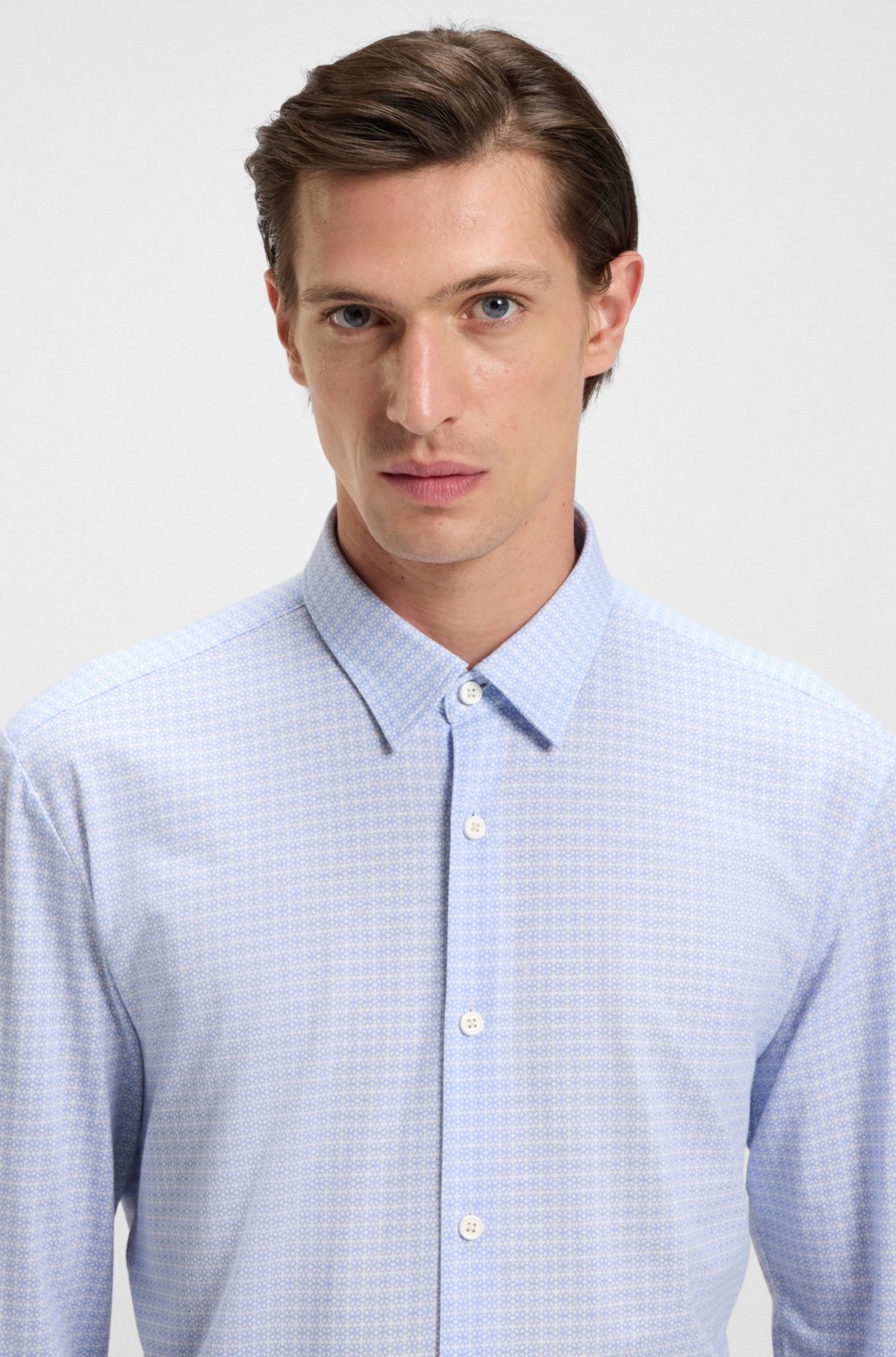 Camicia aderente in tessuto flex-weave con stampa