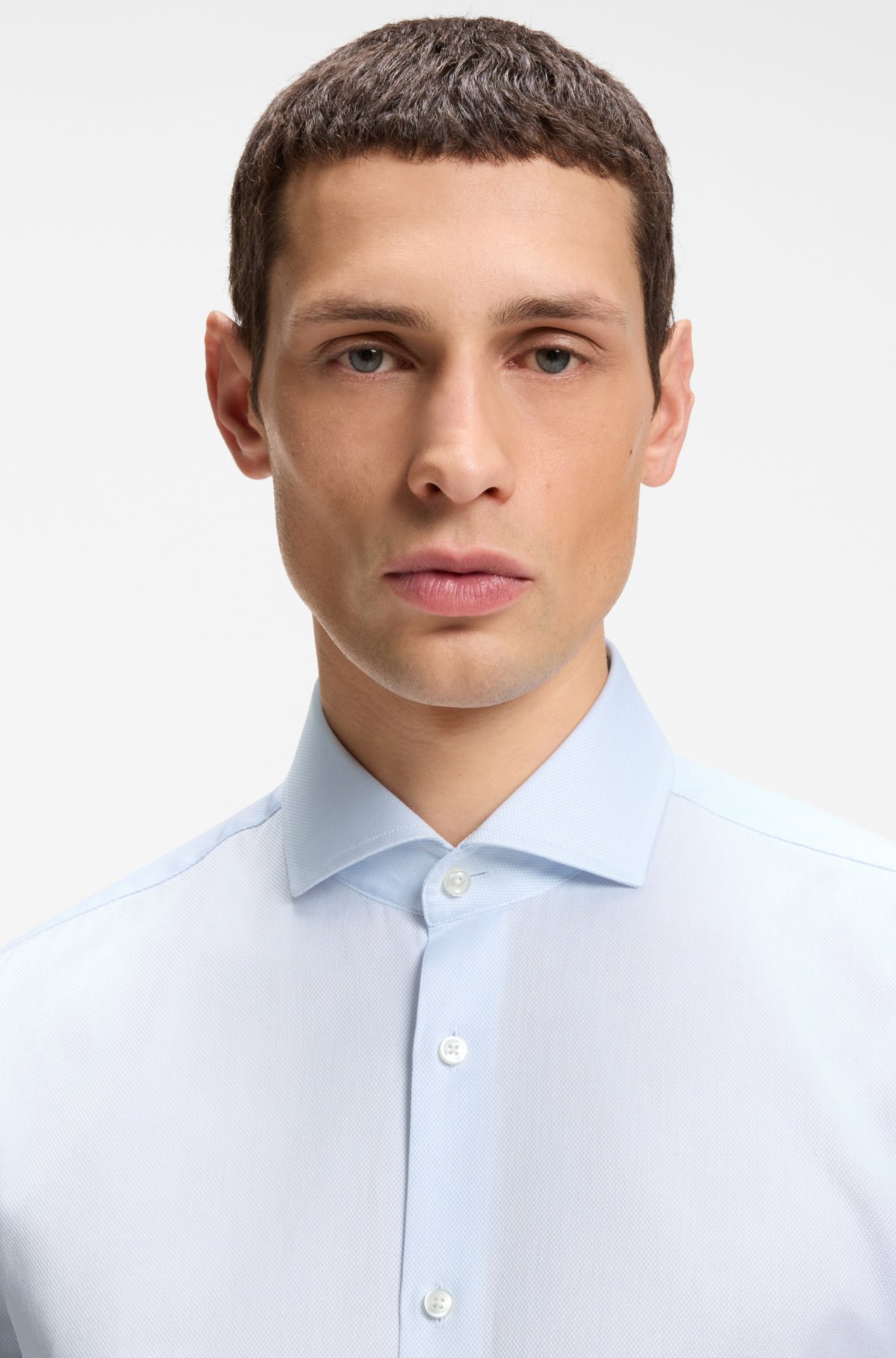 Camicia con taglio regolare in cotone italiano strutturato