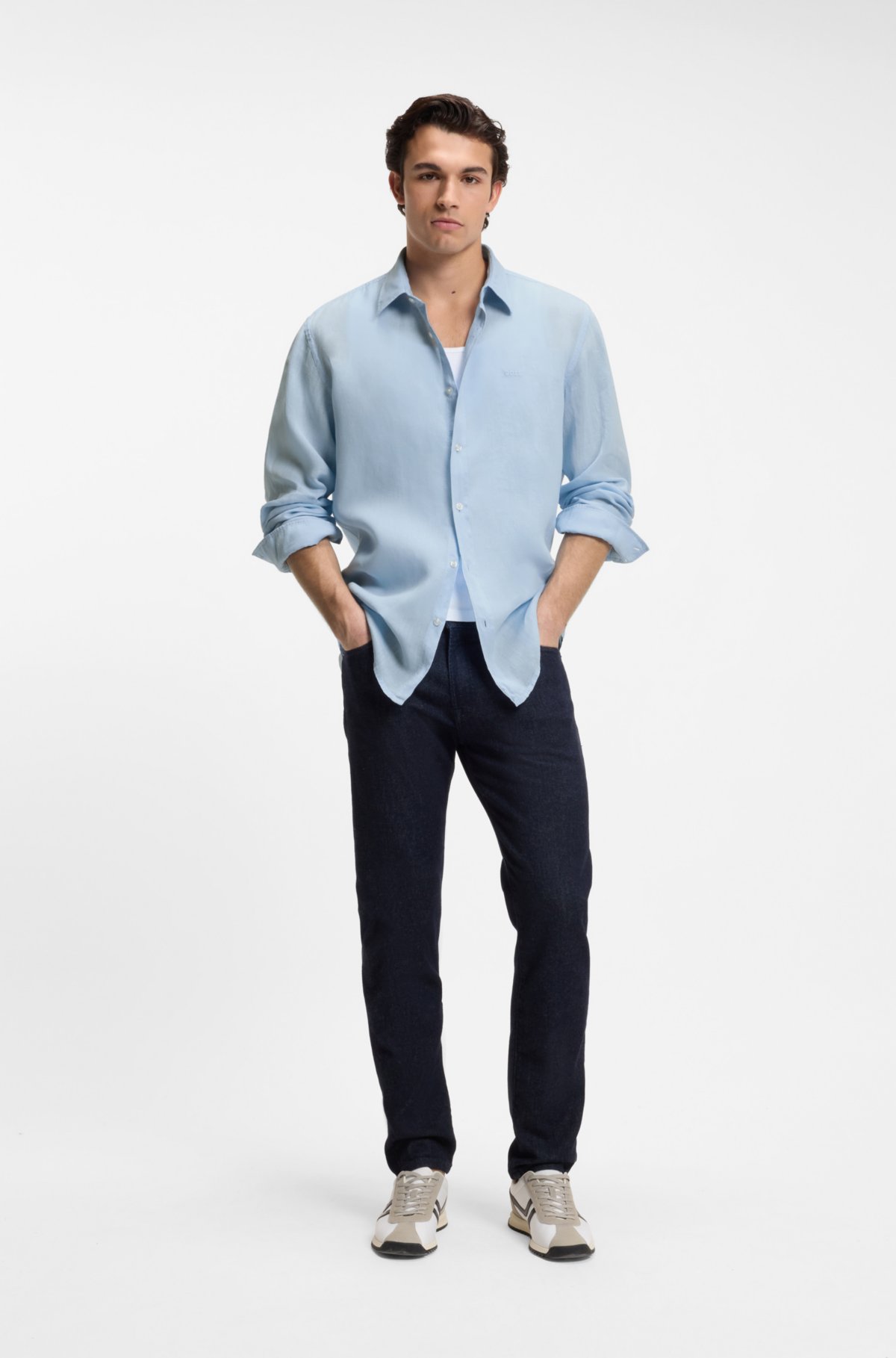 Camicia con taglio regolare in lino