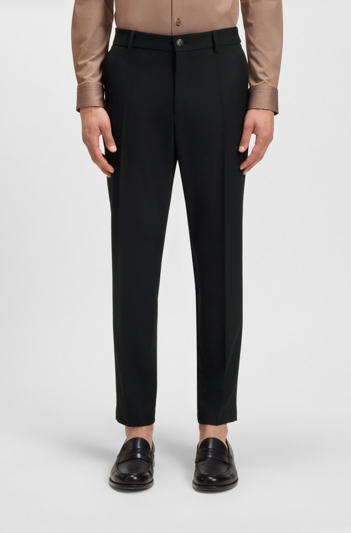 Pantaloni con taglio a punta in tessuto elastico, lavabili in lavatrice