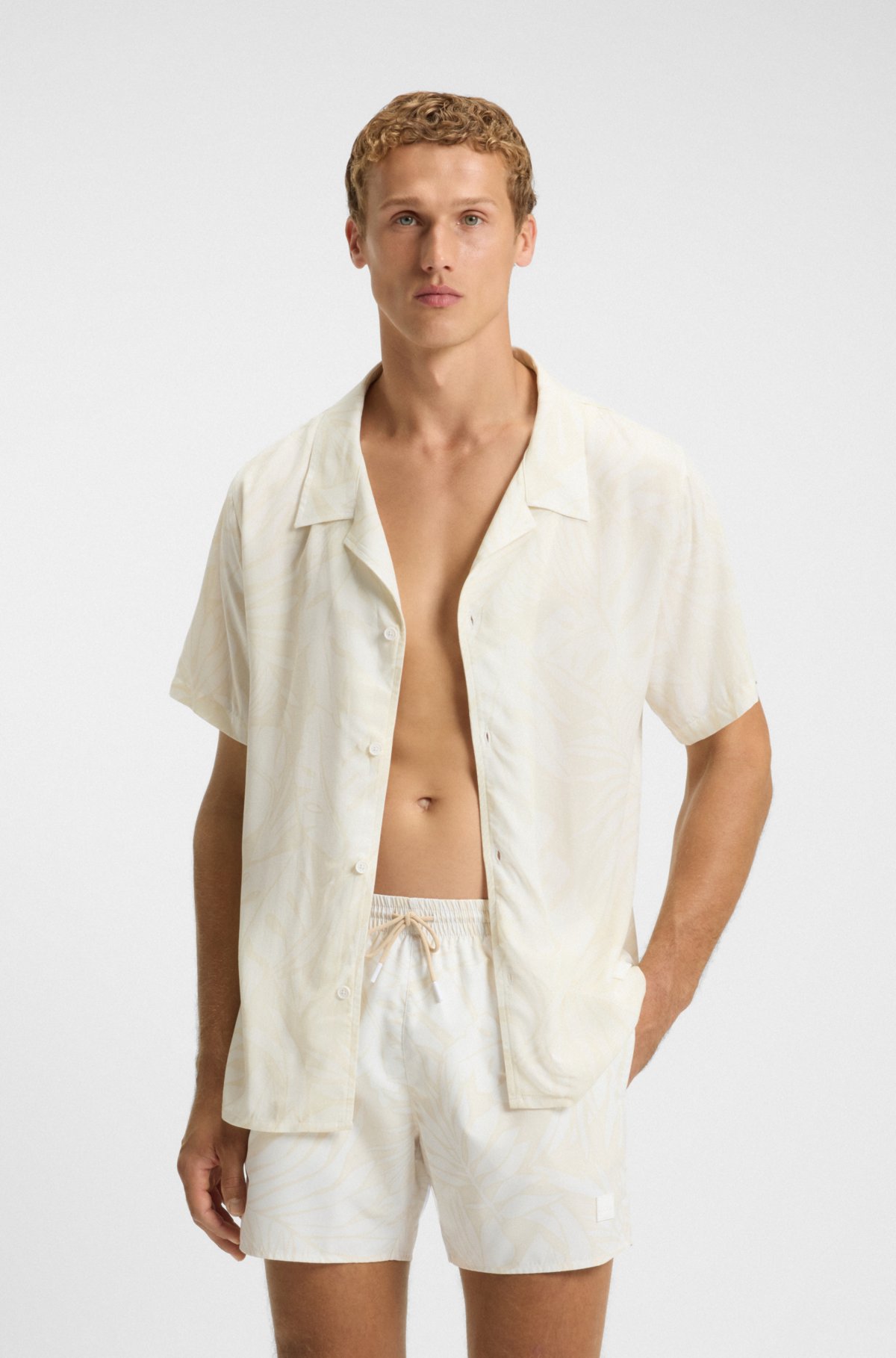 Camicia con taglio regular con stampa overprint