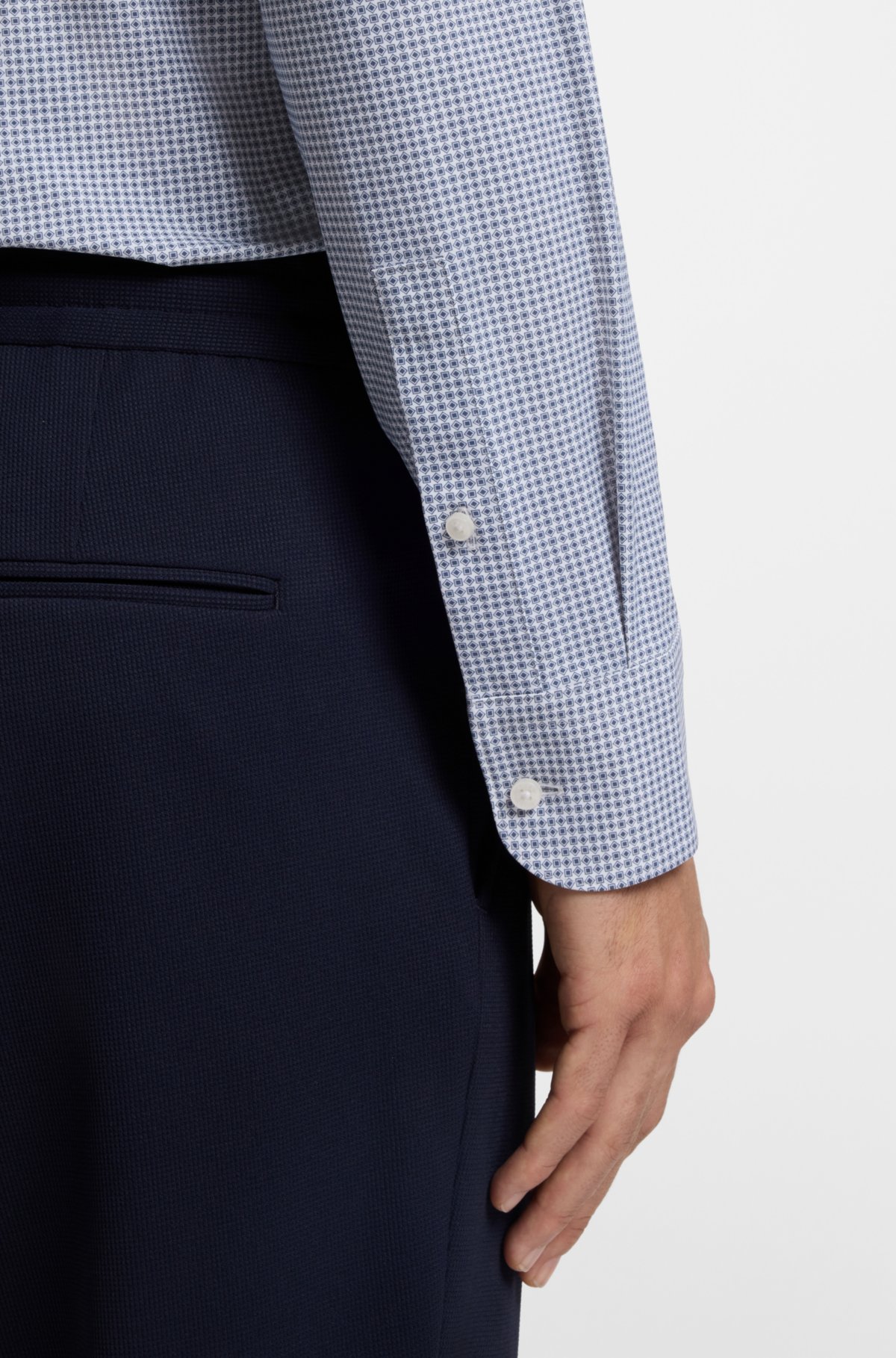 Camicia slim-fit stampata in jersey elasticizzato prestazioni