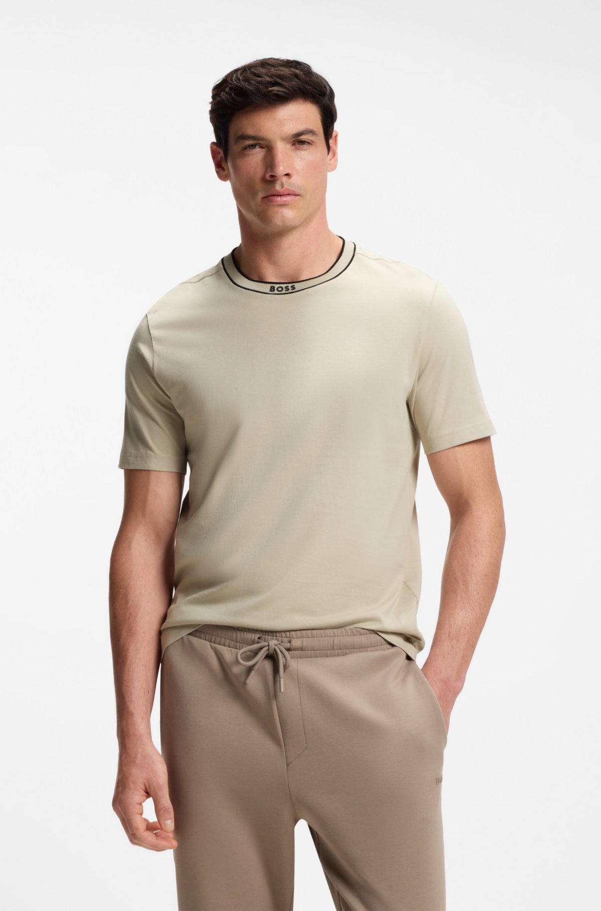 T-shirt in cotone con logo a collo a giro