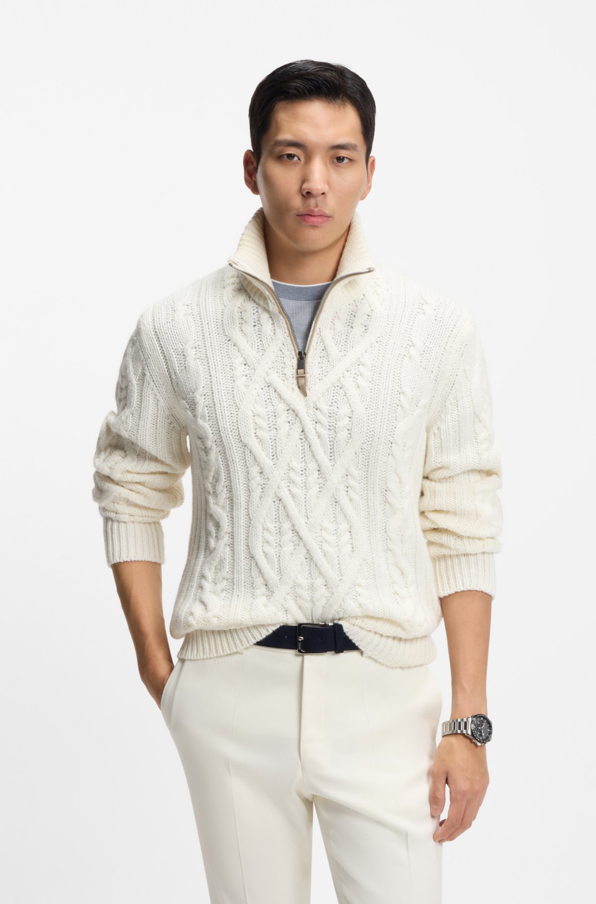 Pullover in lana e cachemire con lavorazione a maglia a treccia