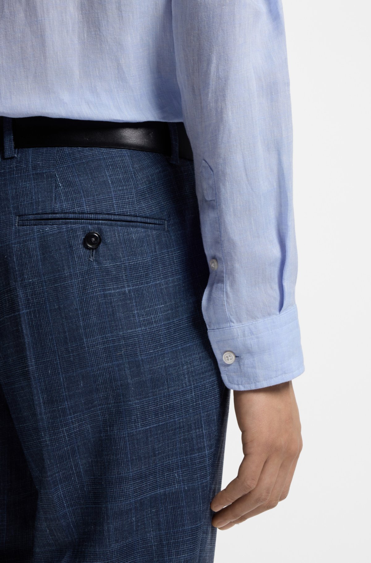 Camicia con taglio regolare in lino lavato