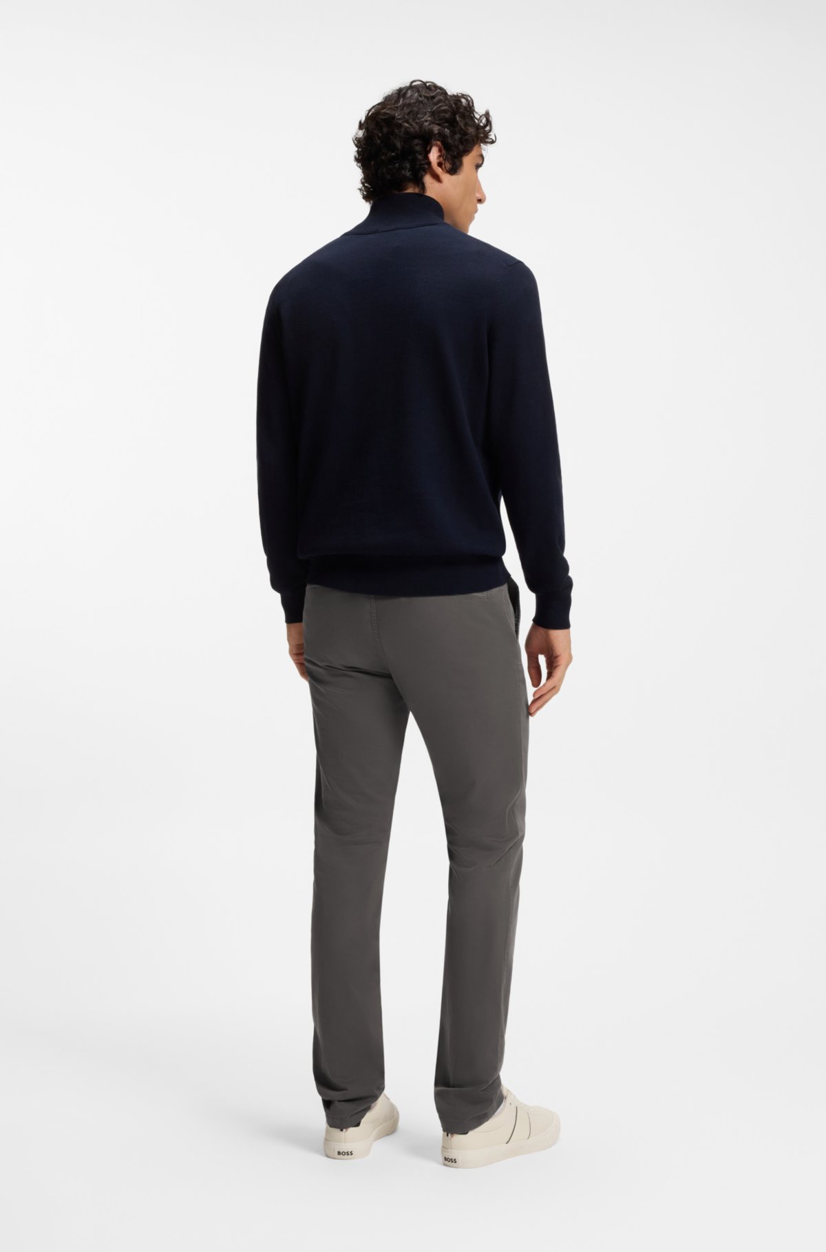 Chinos slim fit in satin di cotone elastico