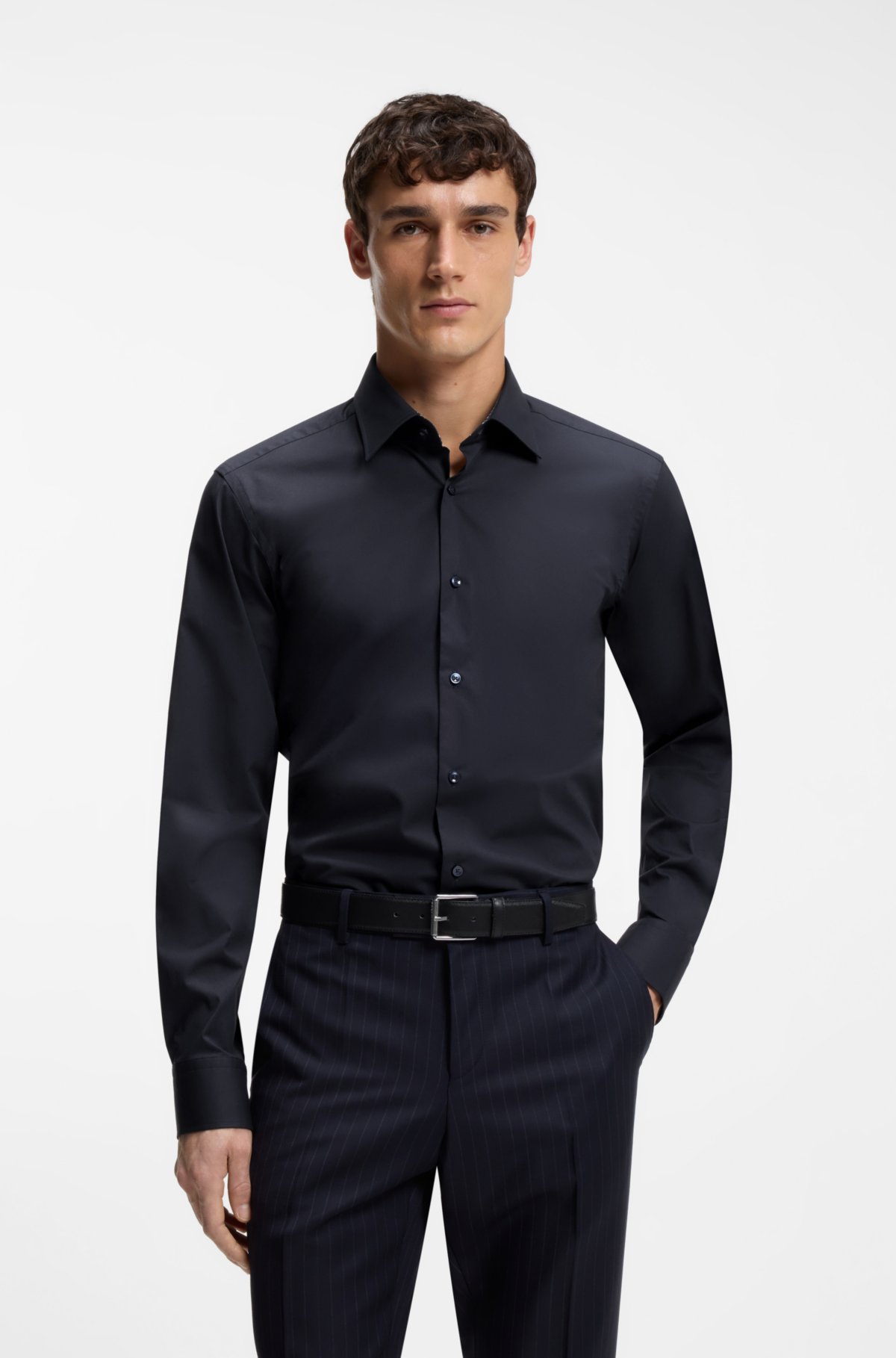 Camicia regular-fit anti-ammaccature in poplin di cotone elasticizzato