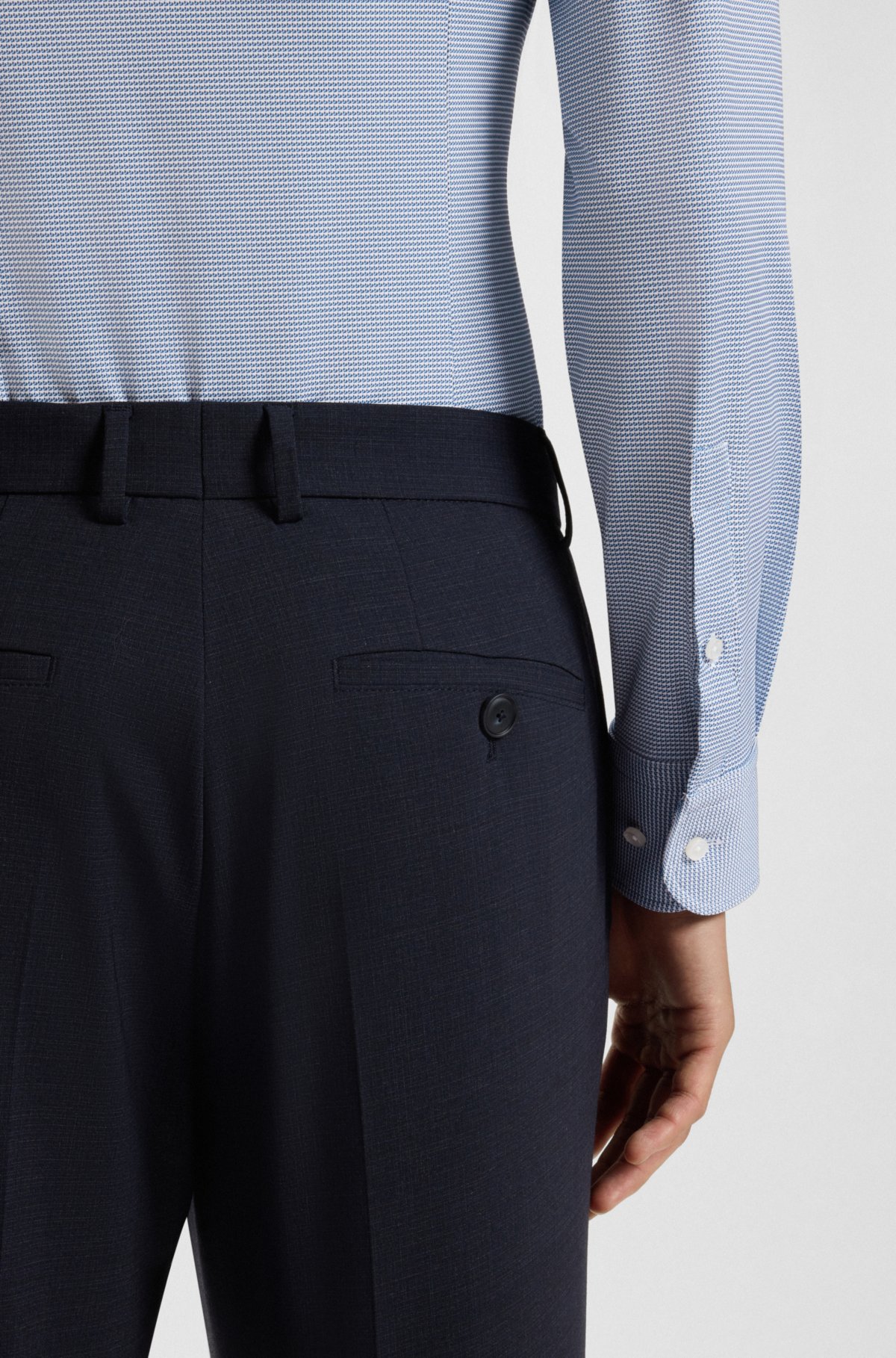Camicia a vestibilità aderente in tessuto italiano elasticizzato