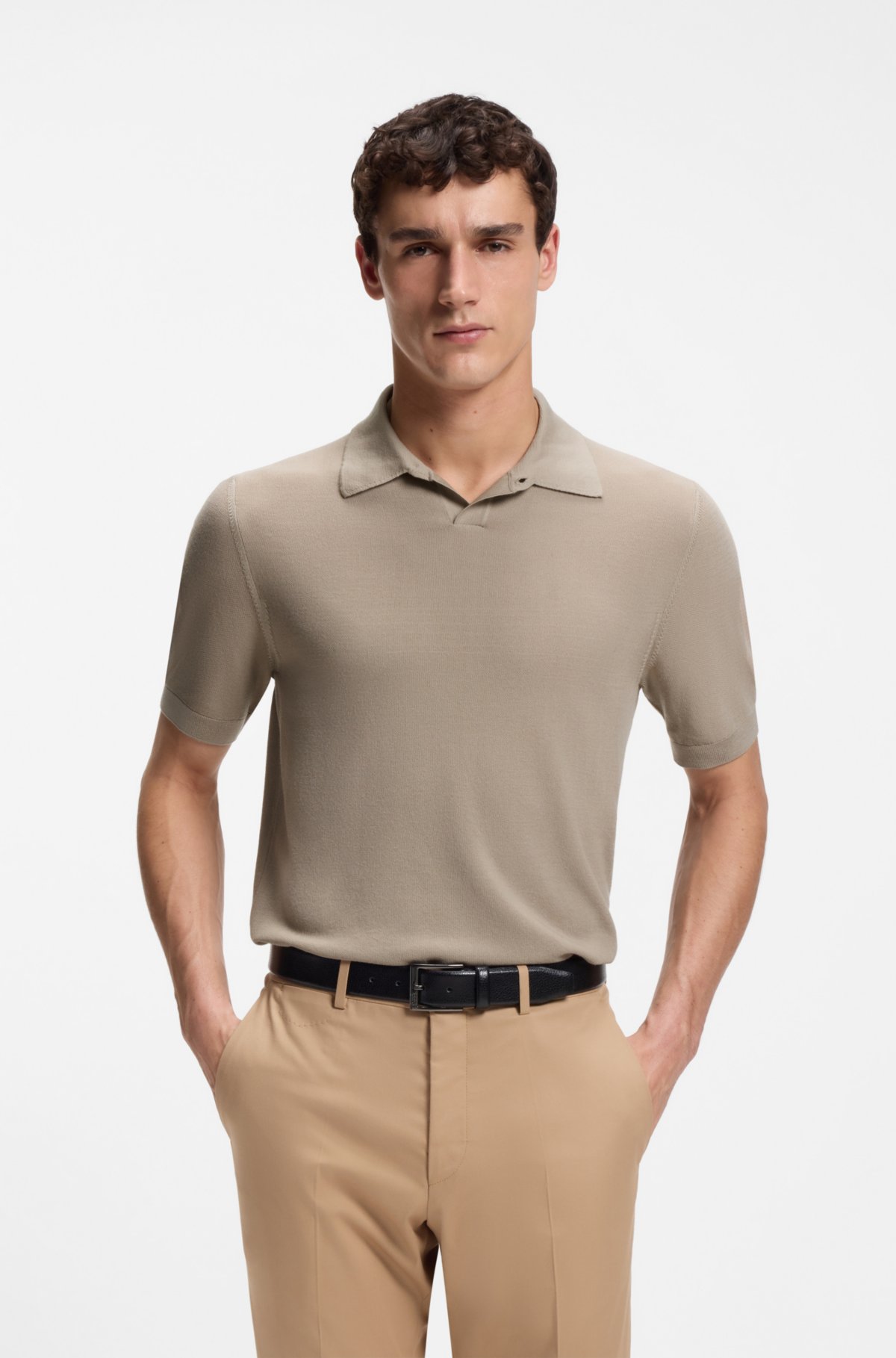 Pullover in lana vergine a maglia