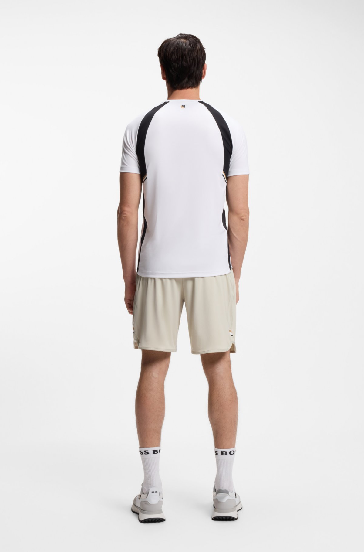 T-shirt sportivo ad asciugatura rapida con vestibilità slim e stretch quattro direzioni