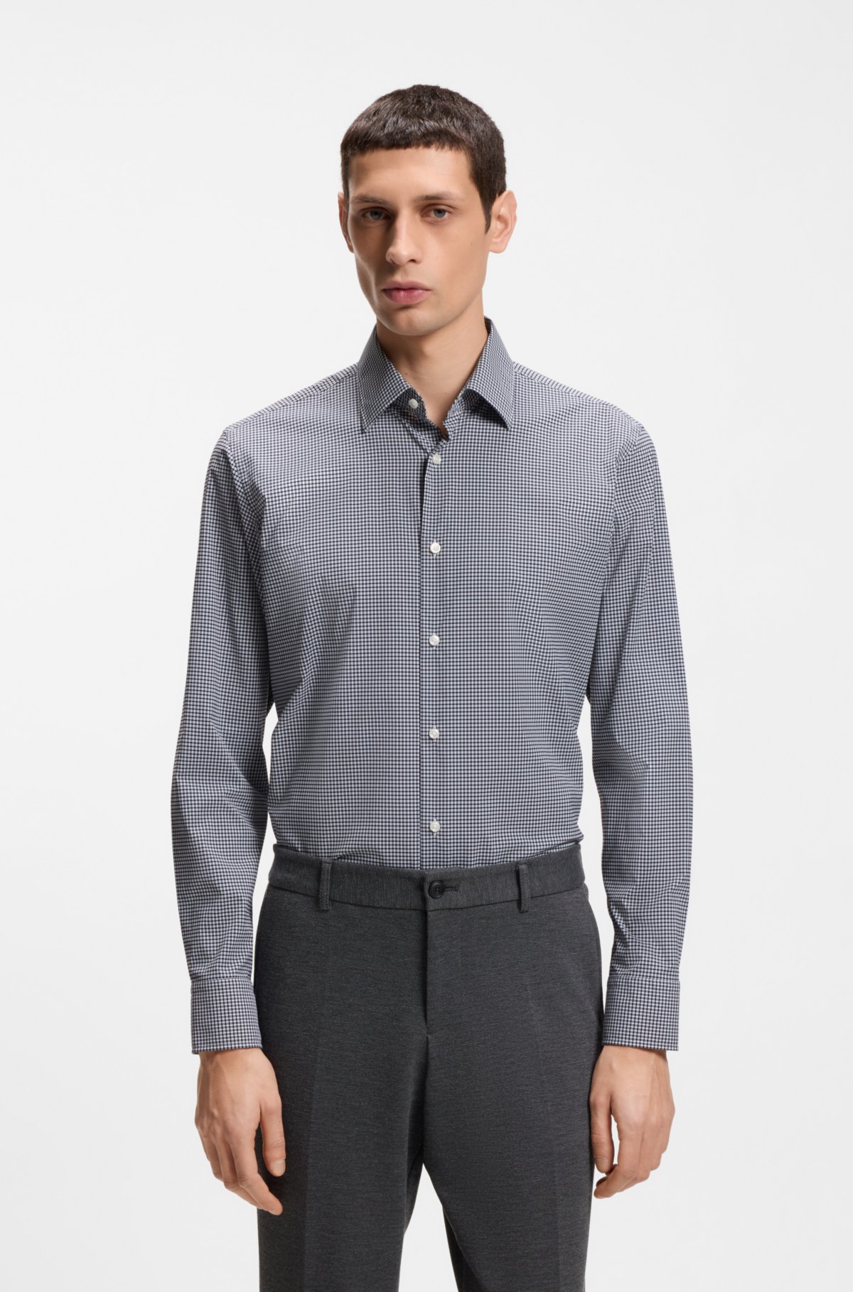 Camicia a quadri con taglio regolare in tessuto elasticizzato