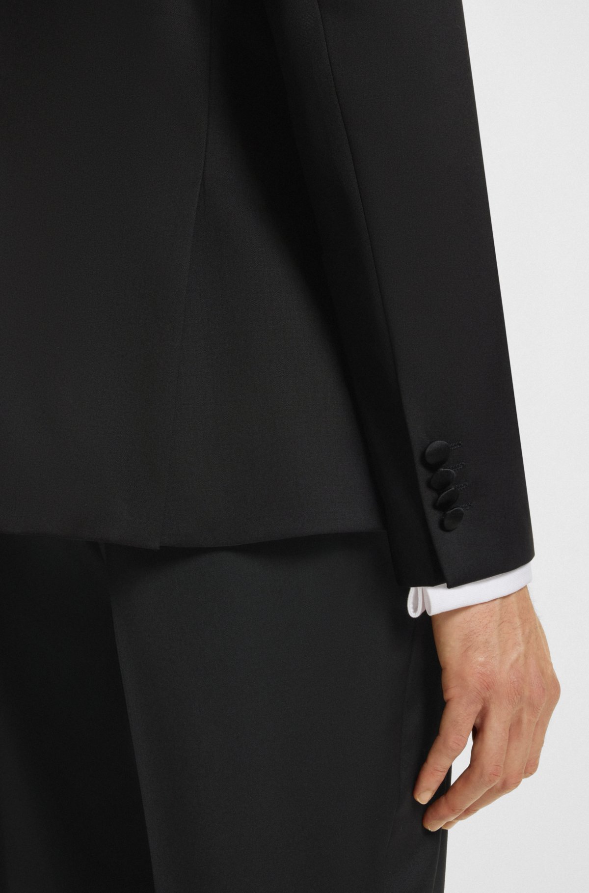 Giacca tuxedo con taglio aderente in sèrie di lana vergine