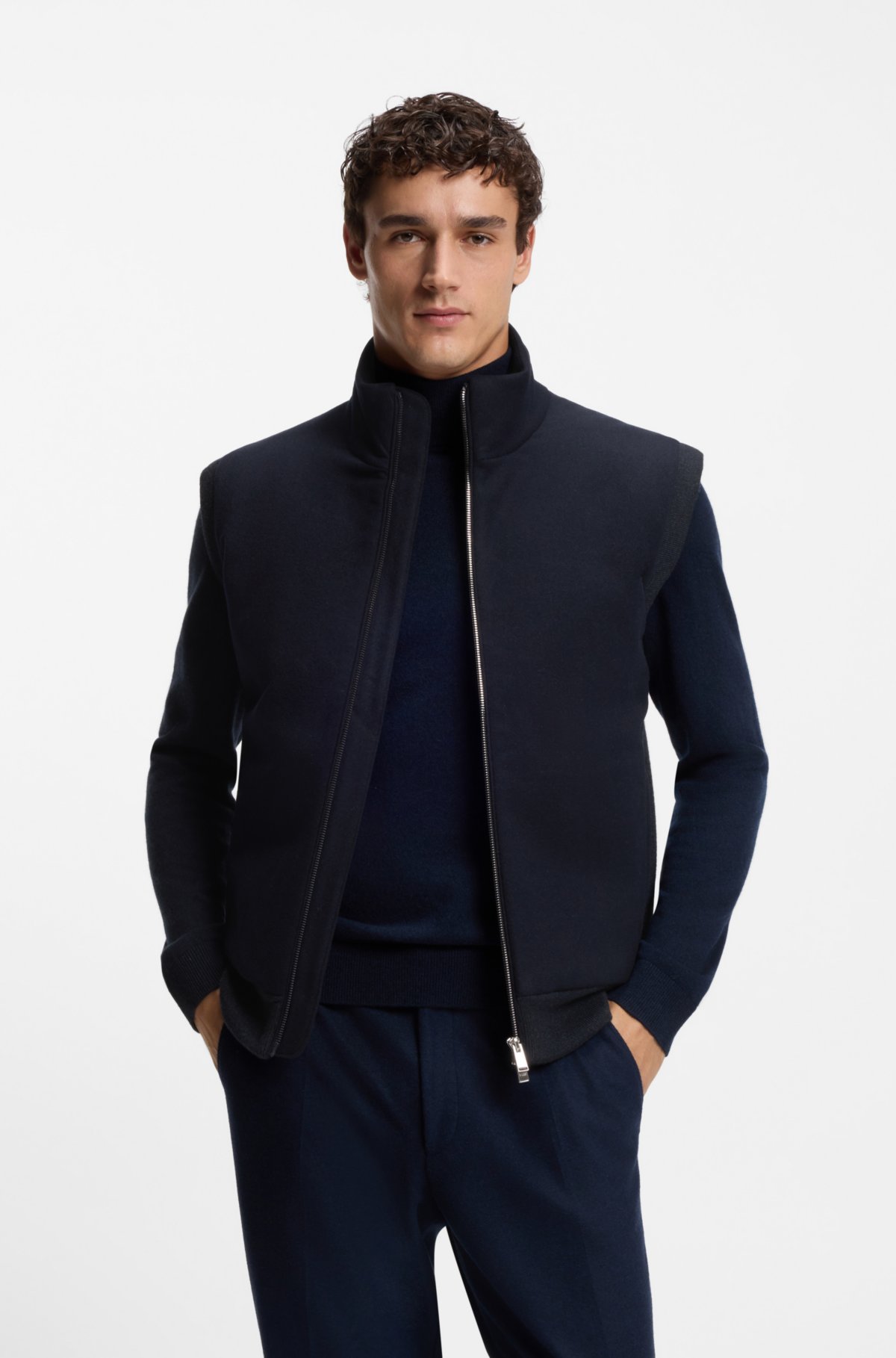 Gilet in flanella con bordi a coste