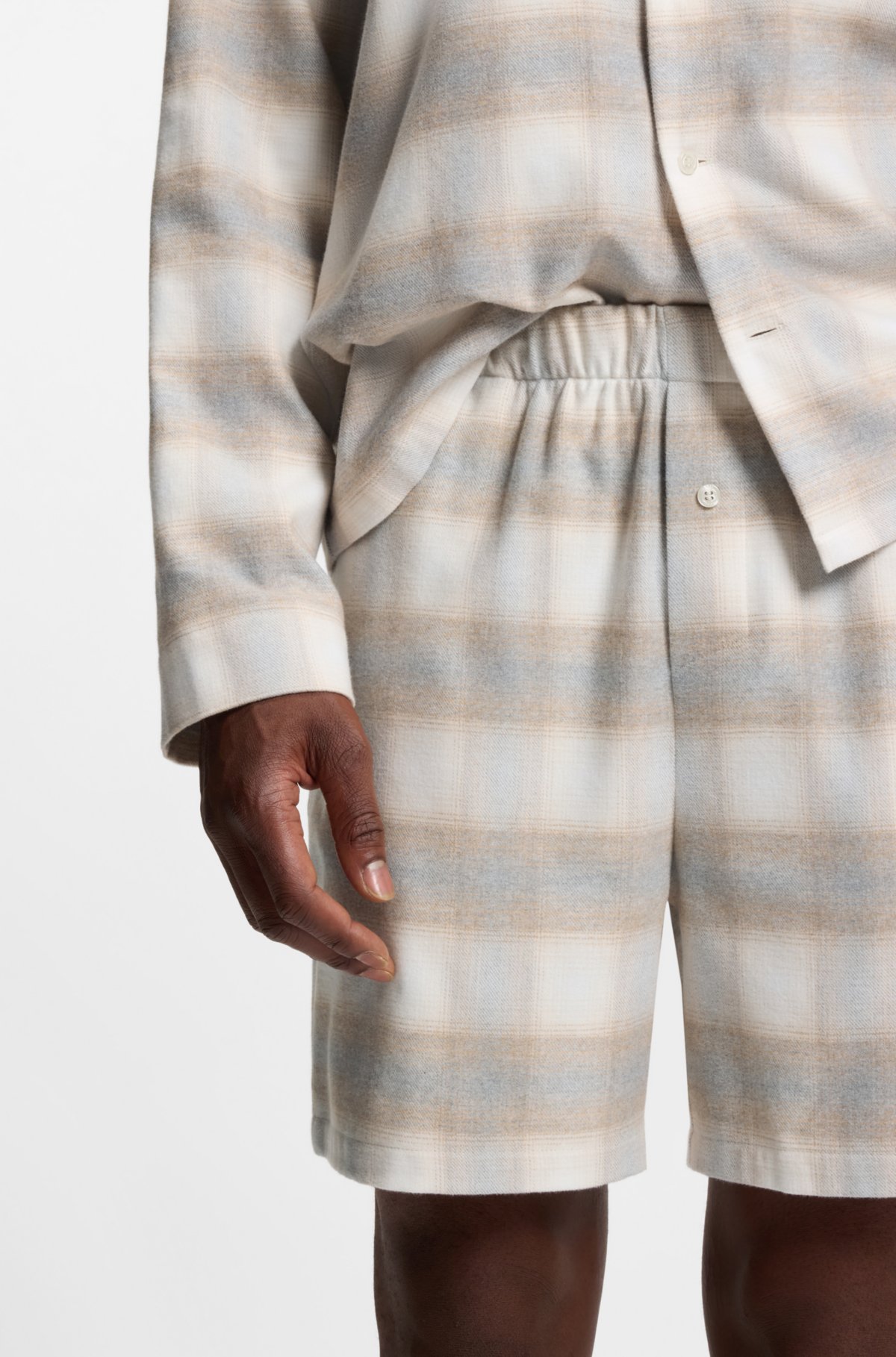 Pantaloncini per pigiama in flanella di cotone con motivo Vichy