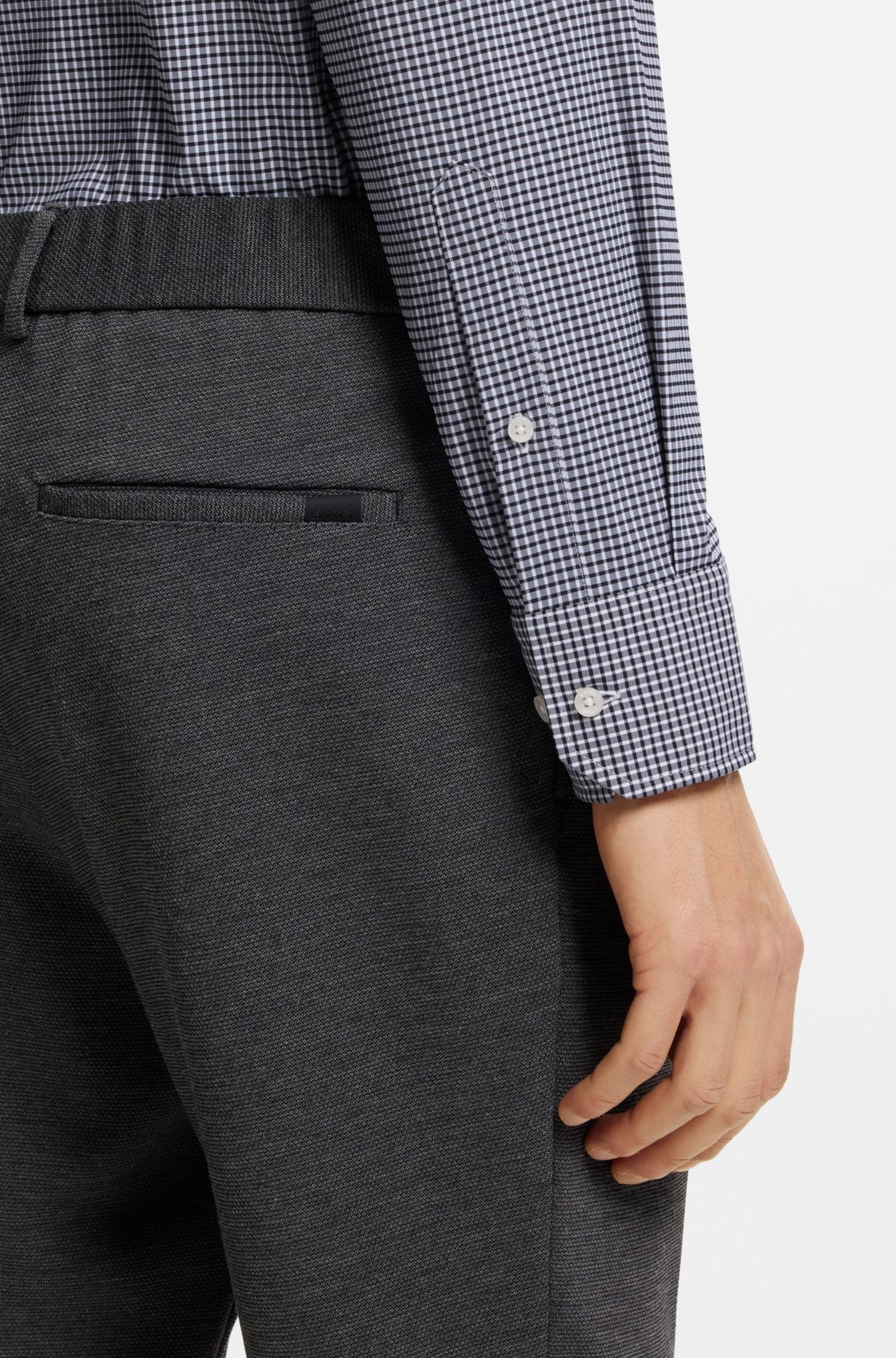 Camicia a quadri con taglio regolare in tessuto elasticizzato