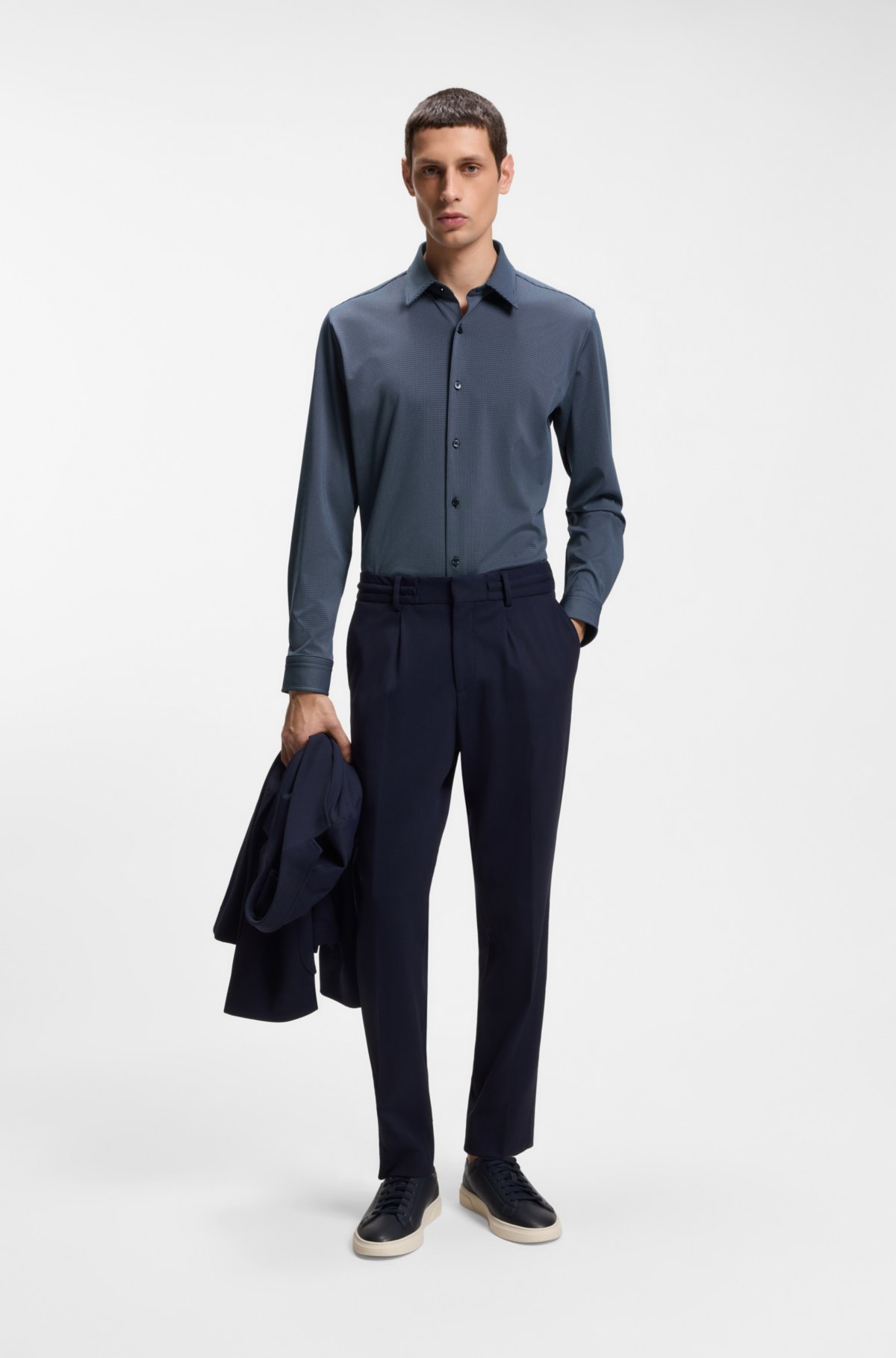 Camicia aderente a motivi in jersey elasticizzato prestazionale